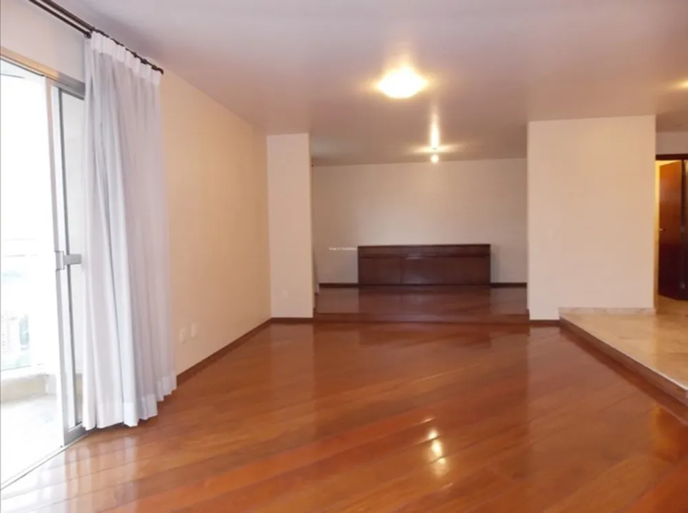 Apartamento, 4 quartos, 240 m² - Foto 1