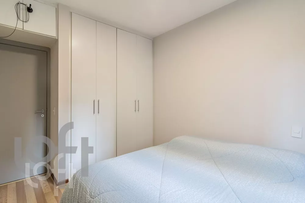 Apartamento à venda com 3 quartos, 100m² - Foto 2