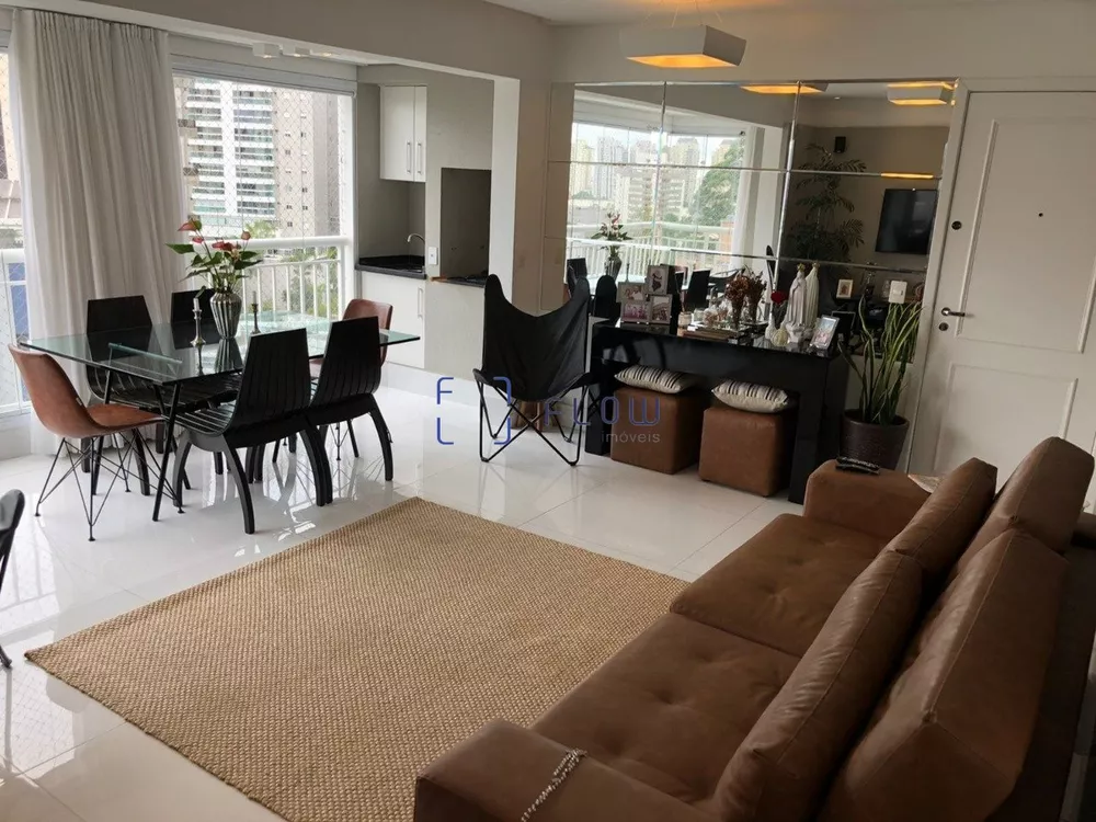 Apartamento à venda com 3 quartos, 107m² - Foto 2