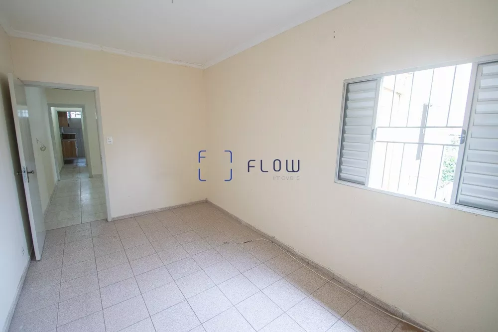 Casa para alugar com 2 quartos, 70m² - Foto 4