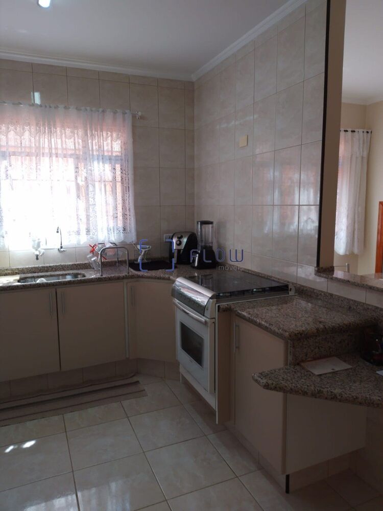 Casa, 3 quartos, 256 m² - Foto 19