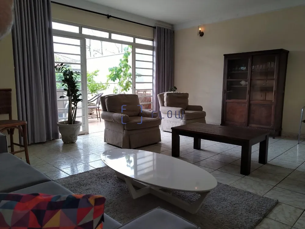 Casa, 4 quartos, 141 m² - Foto 1