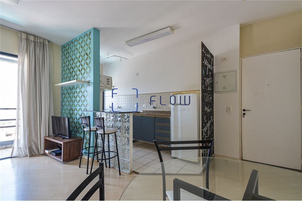 Apartamento à venda com 1 quarto, 40m² - Foto 11