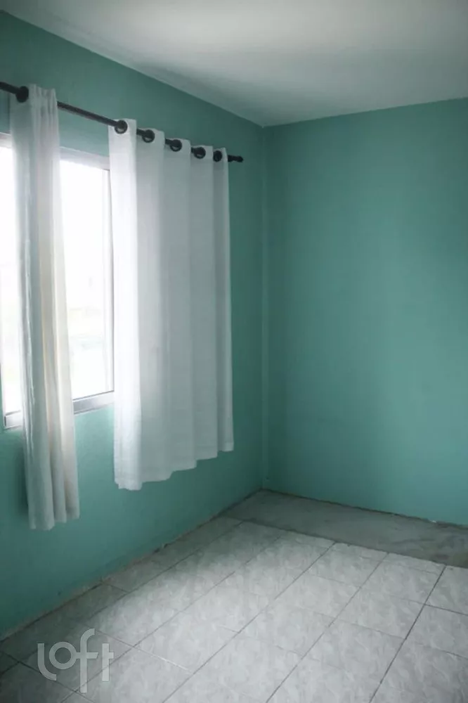 Apartamento à venda com 2 quartos, 62m² - Foto 4