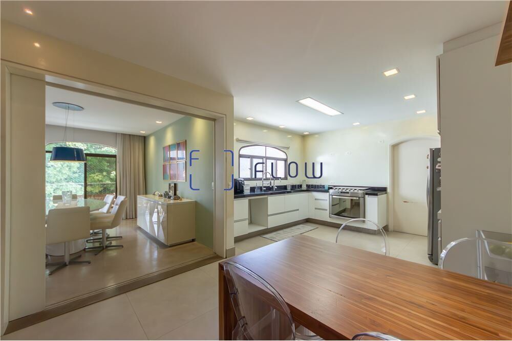 Apartamento à venda com 4 quartos, 225m² - Foto 6