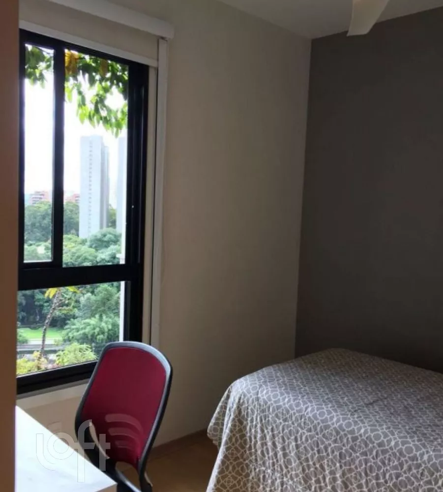 Apartamento à venda com 3 quartos, 158m² - Foto 2