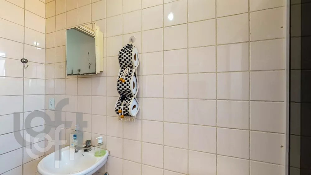 Apartamento à venda com 2 quartos, 42m² - Foto 3