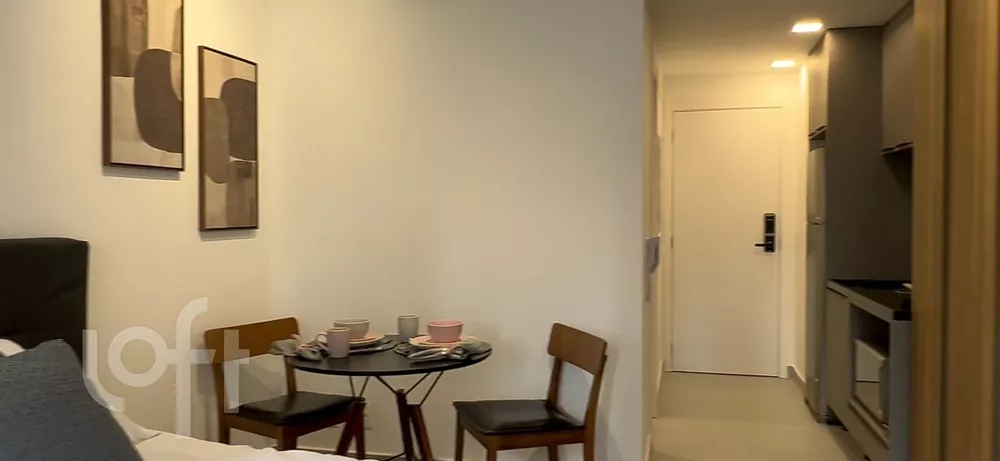 Apartamento à venda com 1 quarto, 29m² - Foto 1