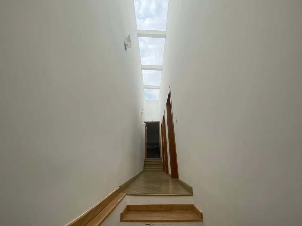 Casa, 3 quartos, 250 m² - Foto 2