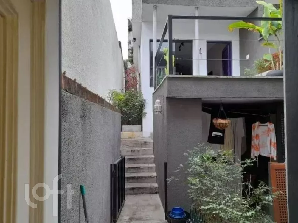 Casa à venda com 3 quartos, 160m² - Foto 4