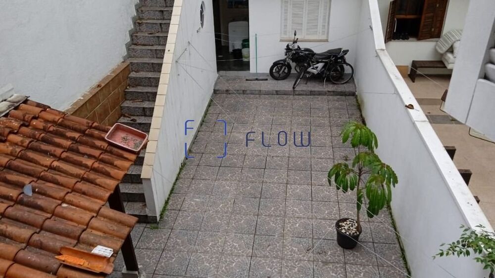 Casa à venda e aluguel com 5 quartos, 213m² - Foto 9
