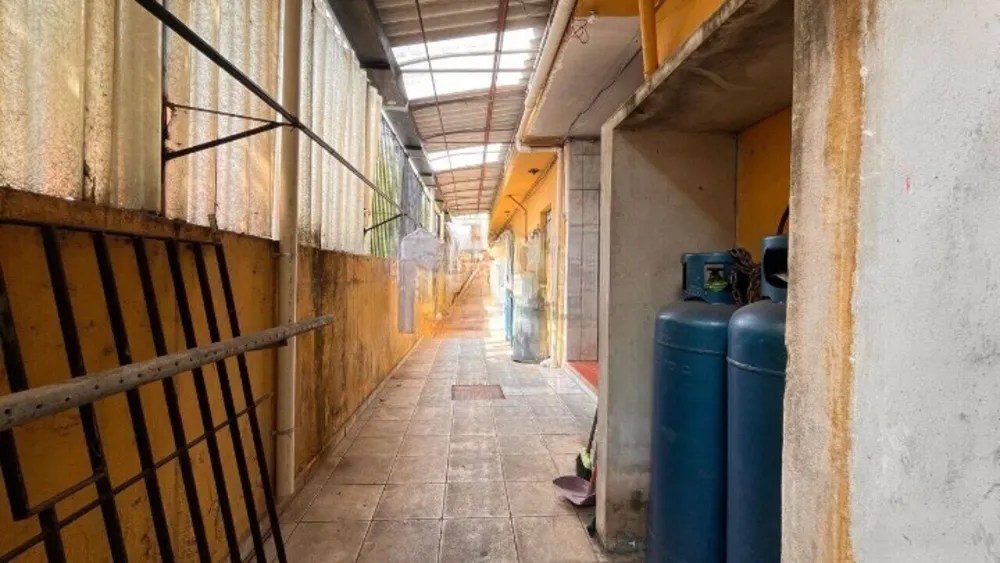 Sobrado, 9 quartos, 405 m² - Foto 1