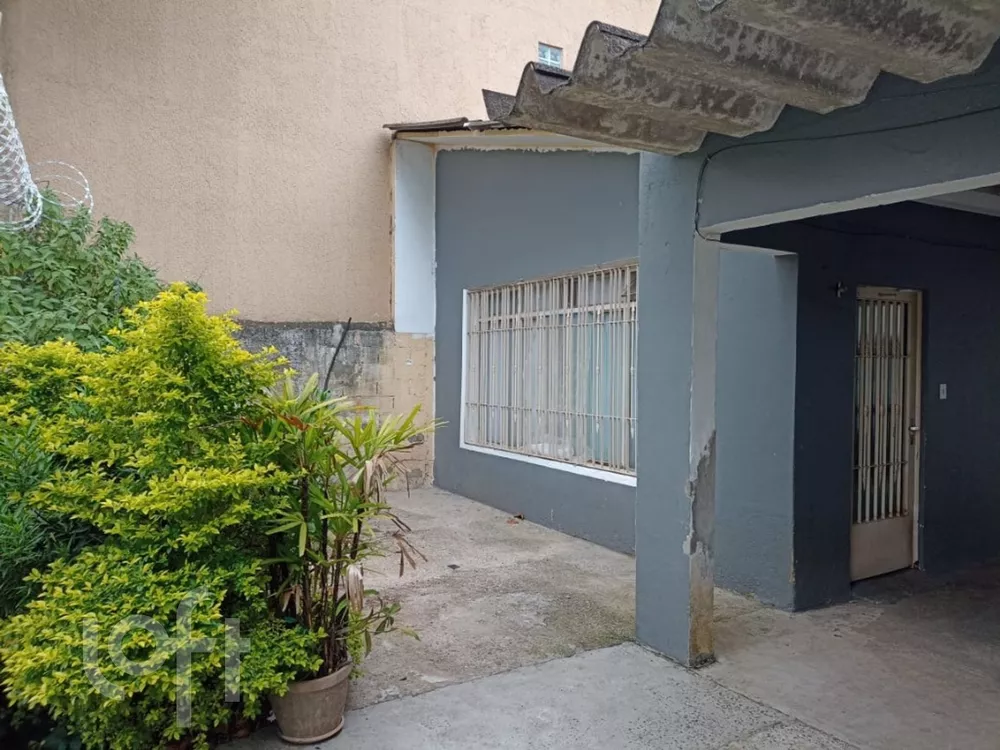 Casa à venda com 3 quartos, 260m² - Foto 1