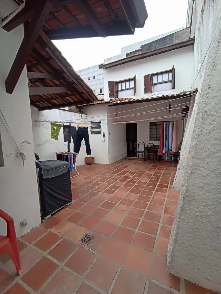 Casa, 5 quartos, 200 m² - Foto 1