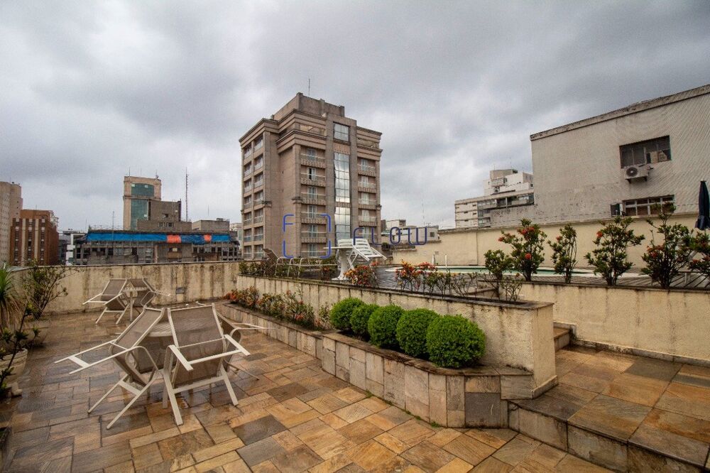Apartamento para alugar com 1 quarto, 58m² - Foto 33