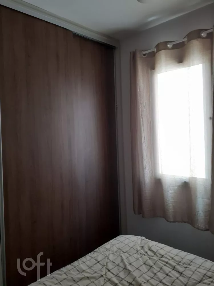 Apartamento à venda com 2 quartos, 48m² - Foto 4