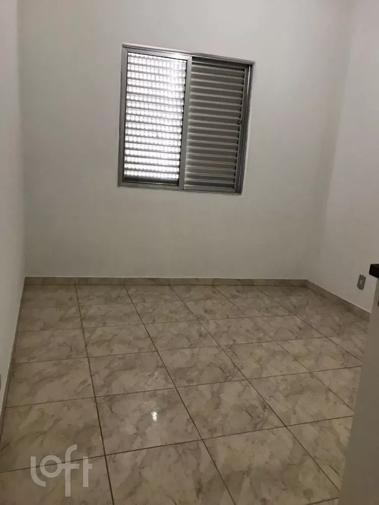 Apartamento à venda com 2 quartos, 70m² - Foto 3