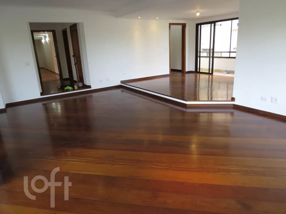 Apartamento à venda com 4 quartos, 194m² - Foto 3