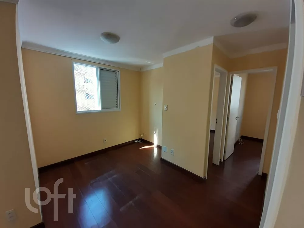 Apartamento à venda com 2 quartos, 62m² - Foto 3