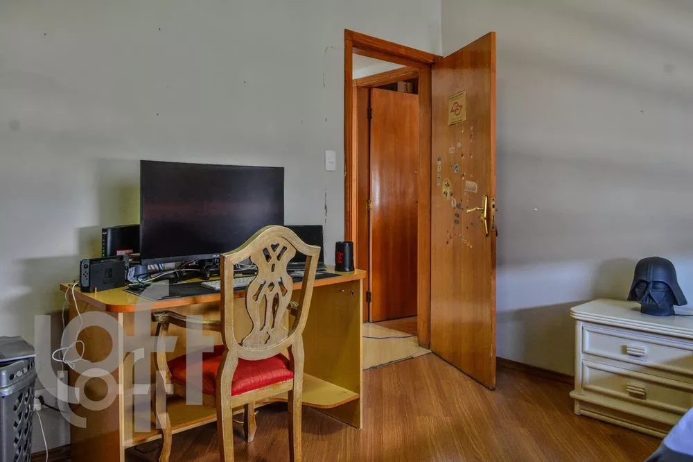 Apartamento à venda com 3 quartos, 164m² - Foto 2