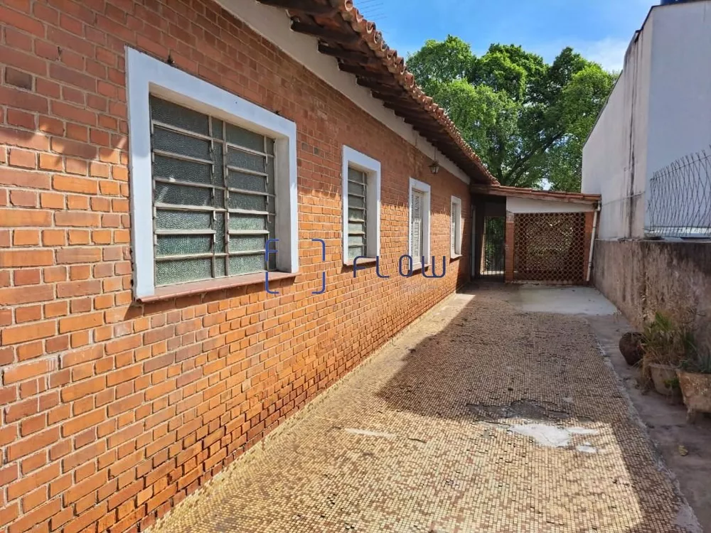 Casa à venda com 4 quartos, 190m² - Foto 1