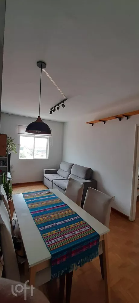 Apartamento à venda com 1 quarto, 50m² - Foto 2