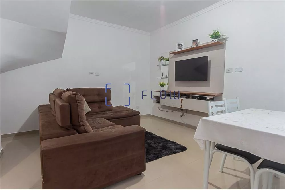 Casa à venda com 2 quartos, 76m² - Foto 1