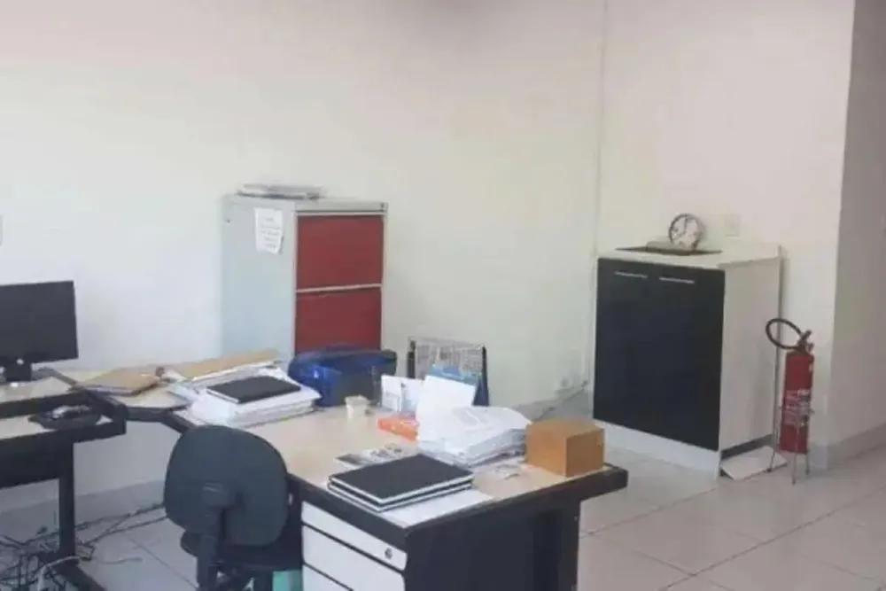Depósito-Galpão, 379 m² - Foto 1