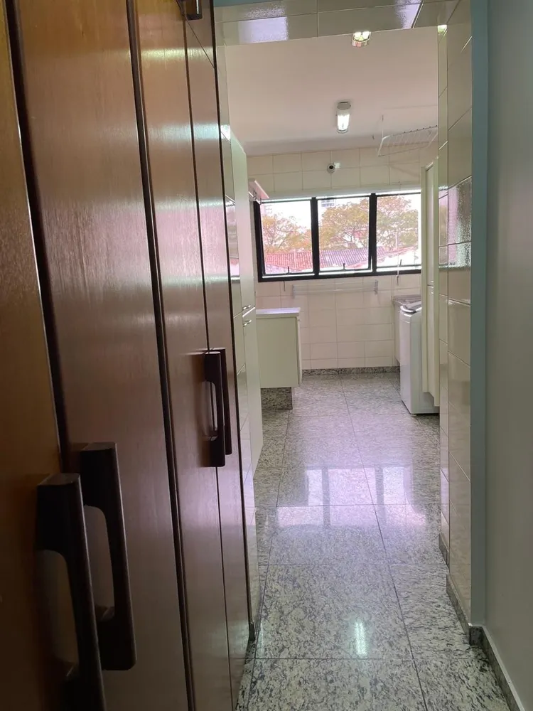 Apartamento, 4 quartos, 214 m² - Foto 11