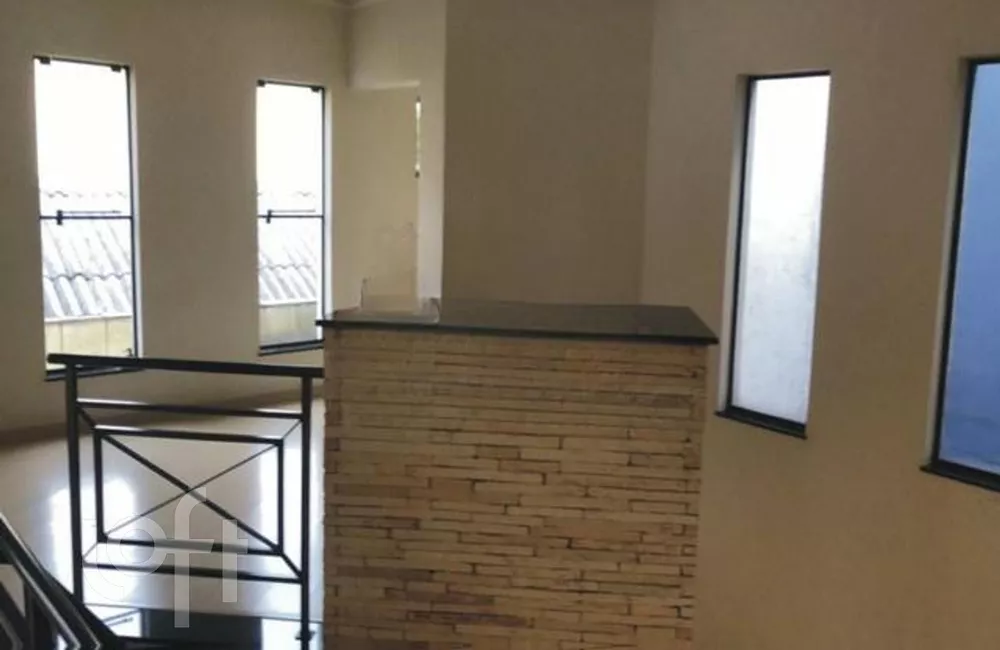 Casa à venda com 3 quartos, 354m² - Foto 3