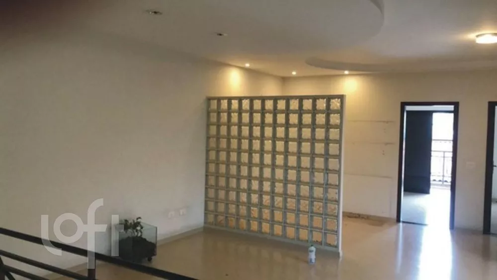 Casa à venda com 3 quartos, 354m² - Foto 2