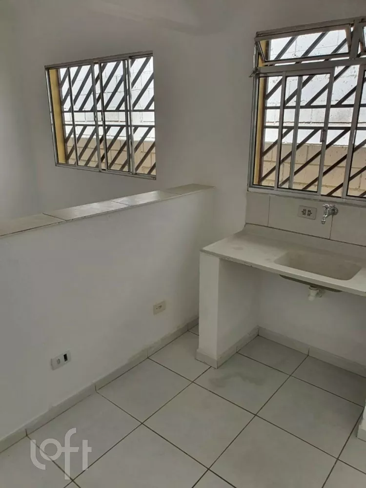 Casa à venda com 6 quartos, 250m² - Foto 3