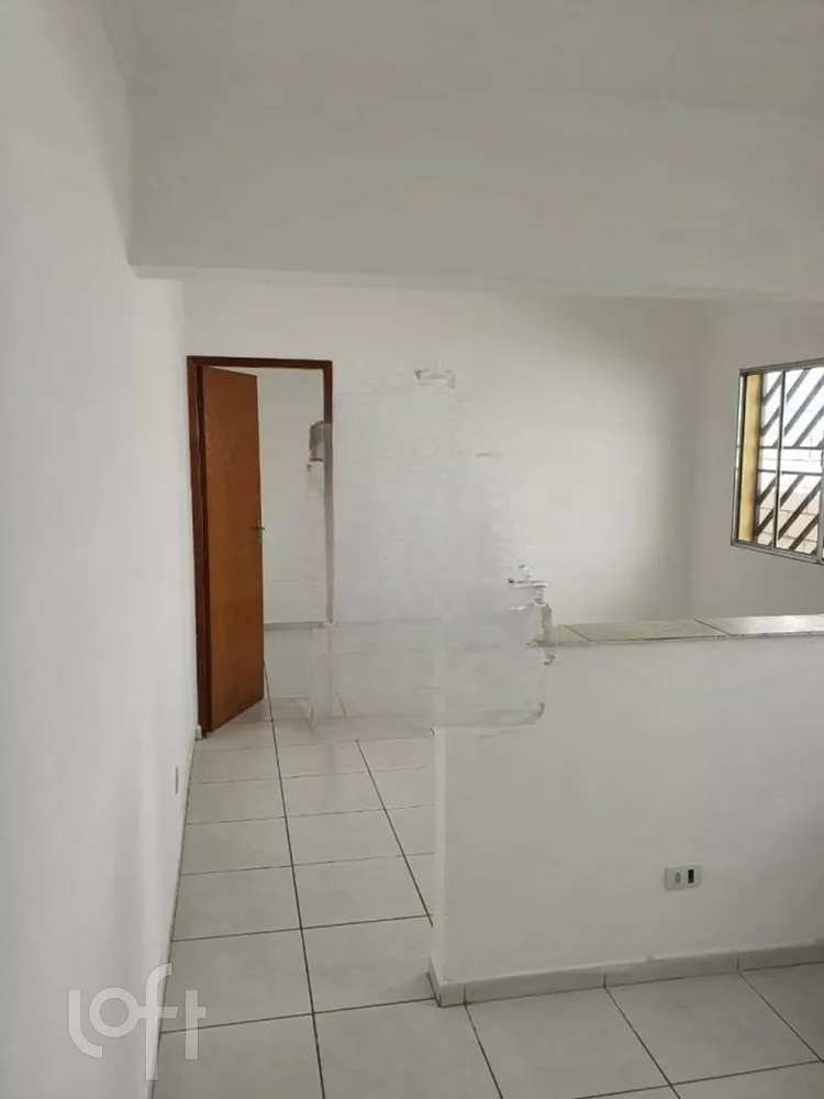 Casa à venda com 6 quartos, 250m² - Foto 2