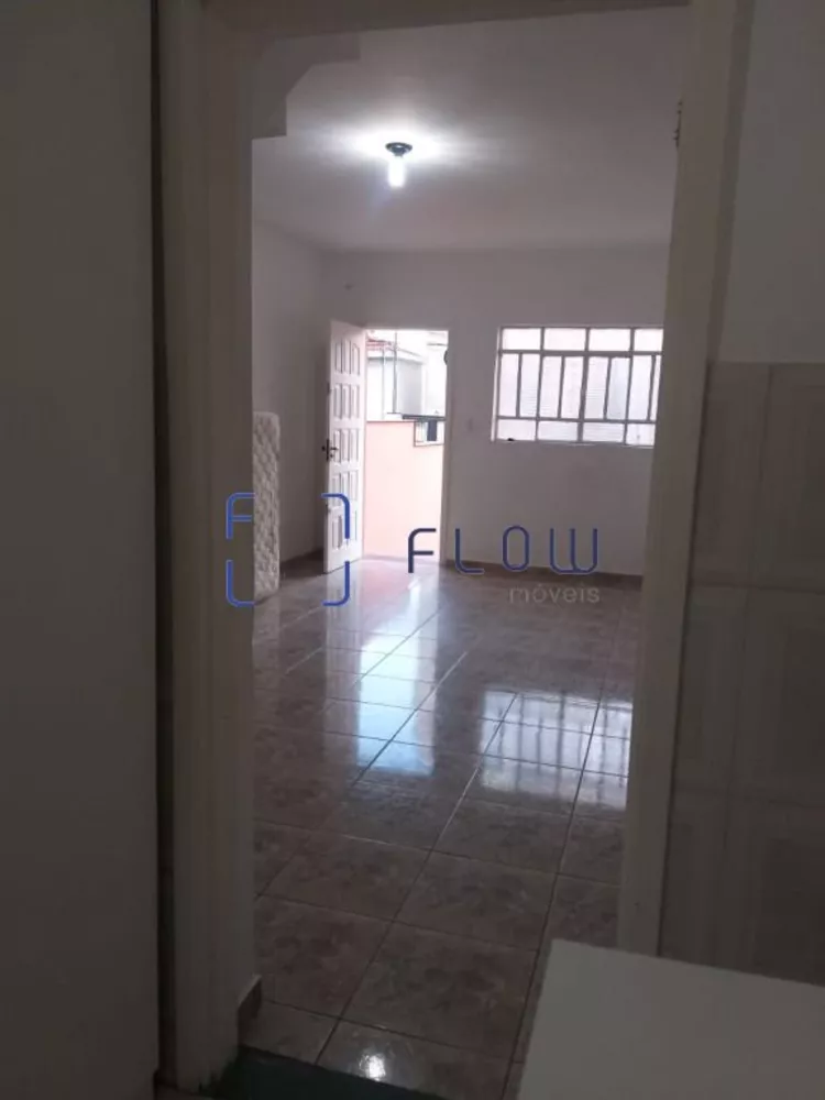 Casa à venda com 2 quartos, 90m² - Foto 2