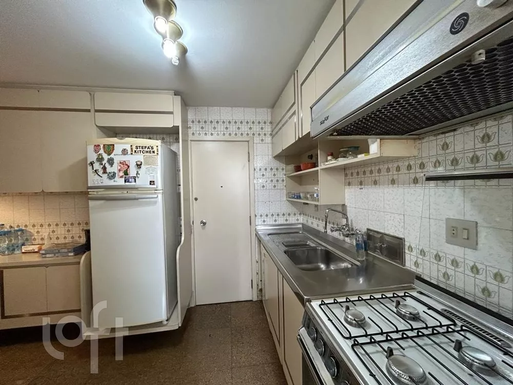 Apartamento à venda com 3 quartos, 120m² - Foto 3