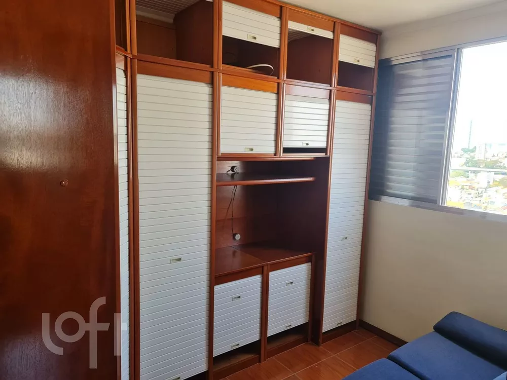 Apartamento à venda com 2 quartos, 60m² - Foto 2