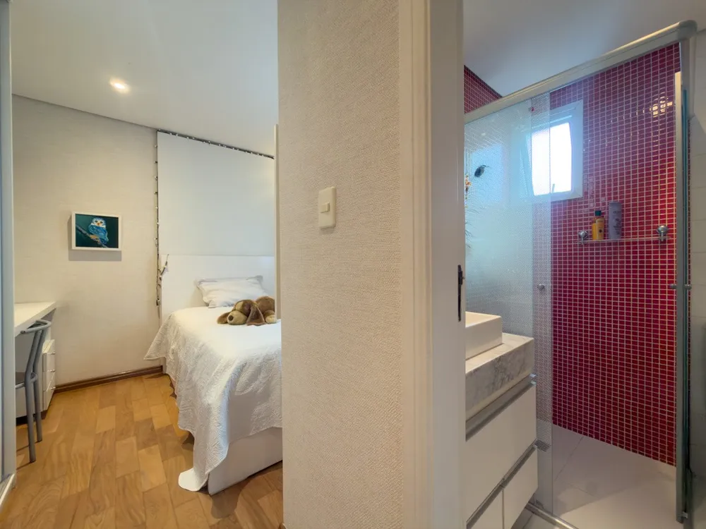 Apartamento, 3 quartos, 145 m² - Foto 1