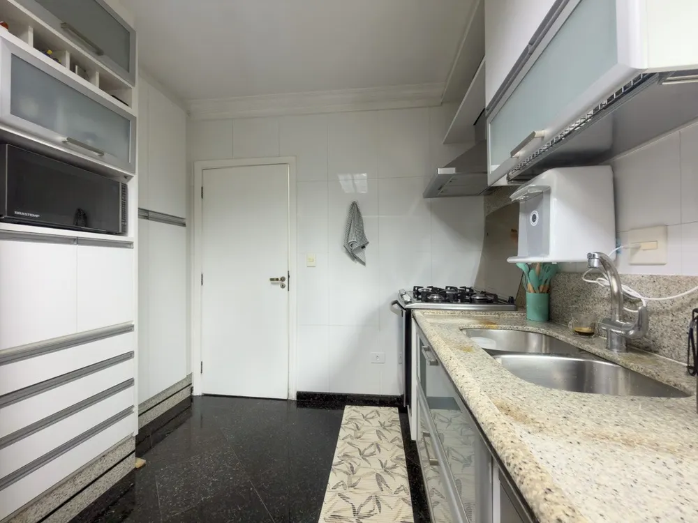 Apartamento, 3 quartos, 145 m² - Foto 1