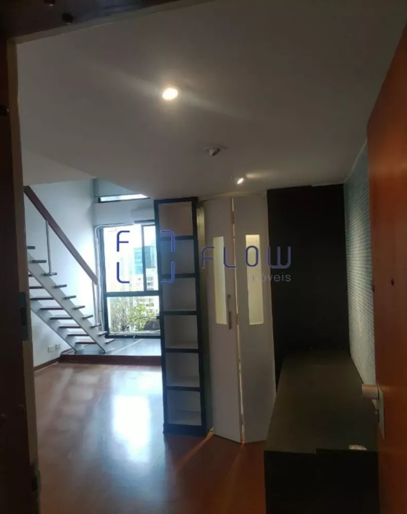 Apartamento à venda com 1 quarto, 50m² - Foto 3