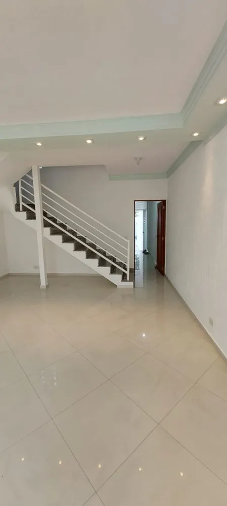 Casa, 4 quartos, 230 m² - Foto 2