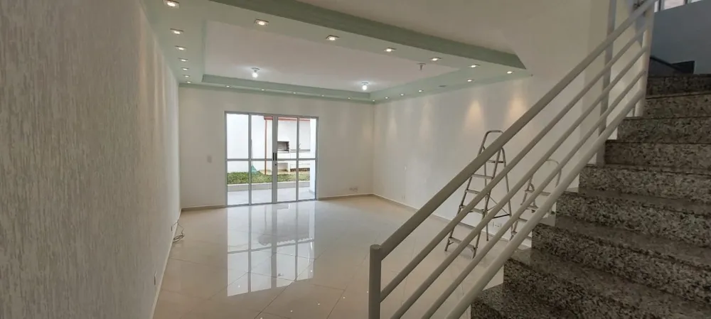 Casa, 4 quartos, 230 m² - Foto 1