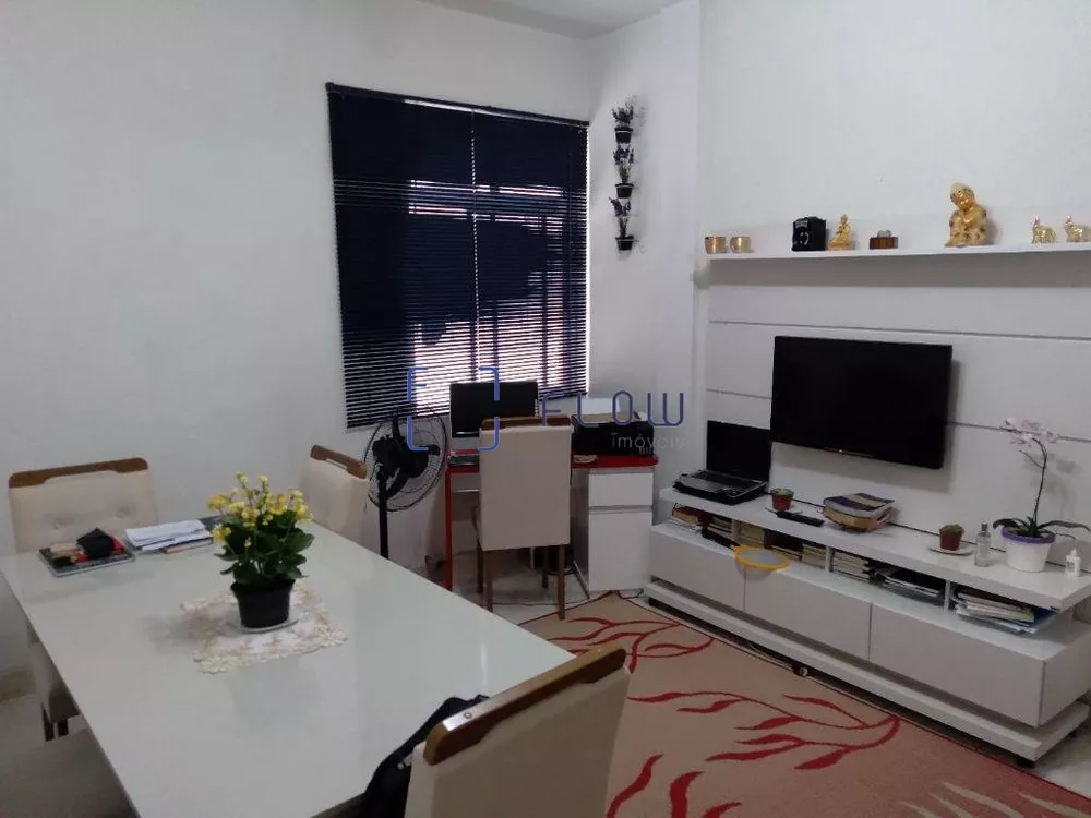 Apartamento à venda com 2 quartos, 80m² - Foto 1