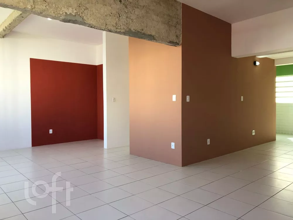 Apartamento à venda com 1 quarto, 90m² - Foto 1