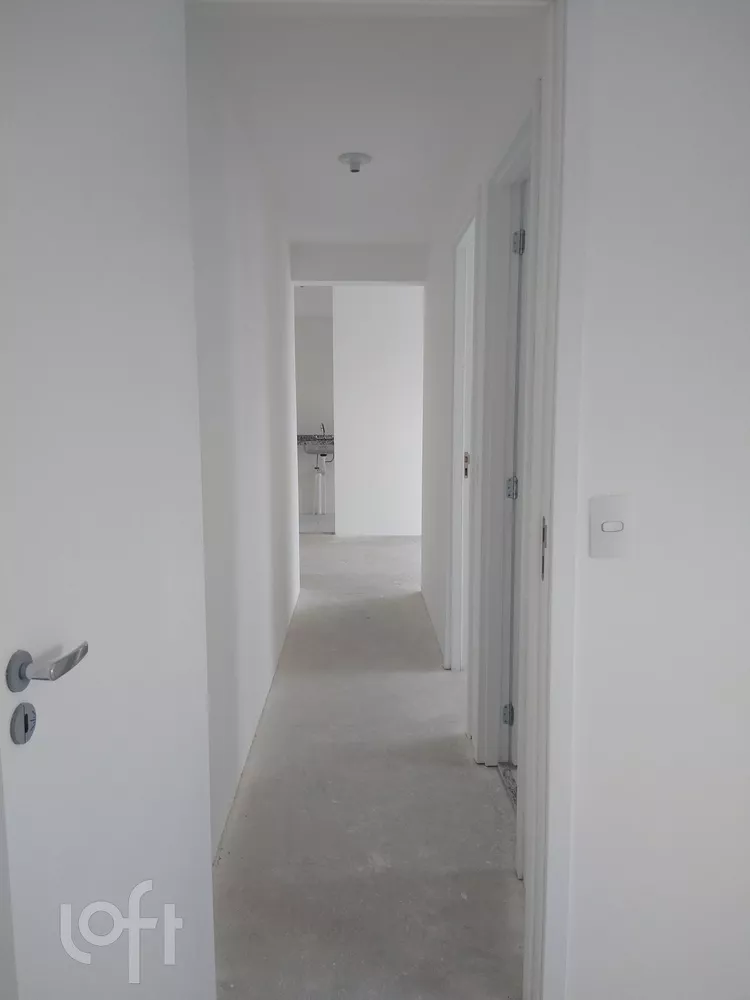 Apartamento à venda com 2 quartos, 46m² - Foto 2