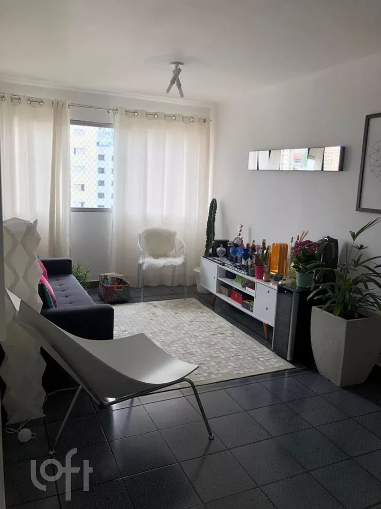 Apartamento à venda com 3 quartos, 100m² - Foto 1