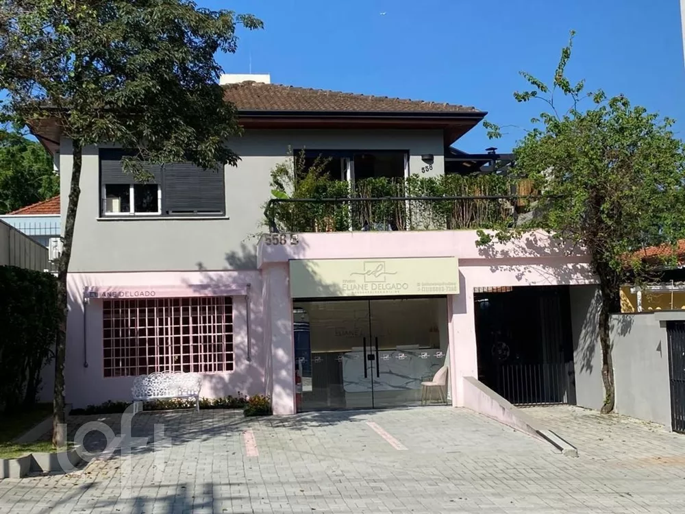 Casa à venda com 4 quartos, 271m² - Foto 2