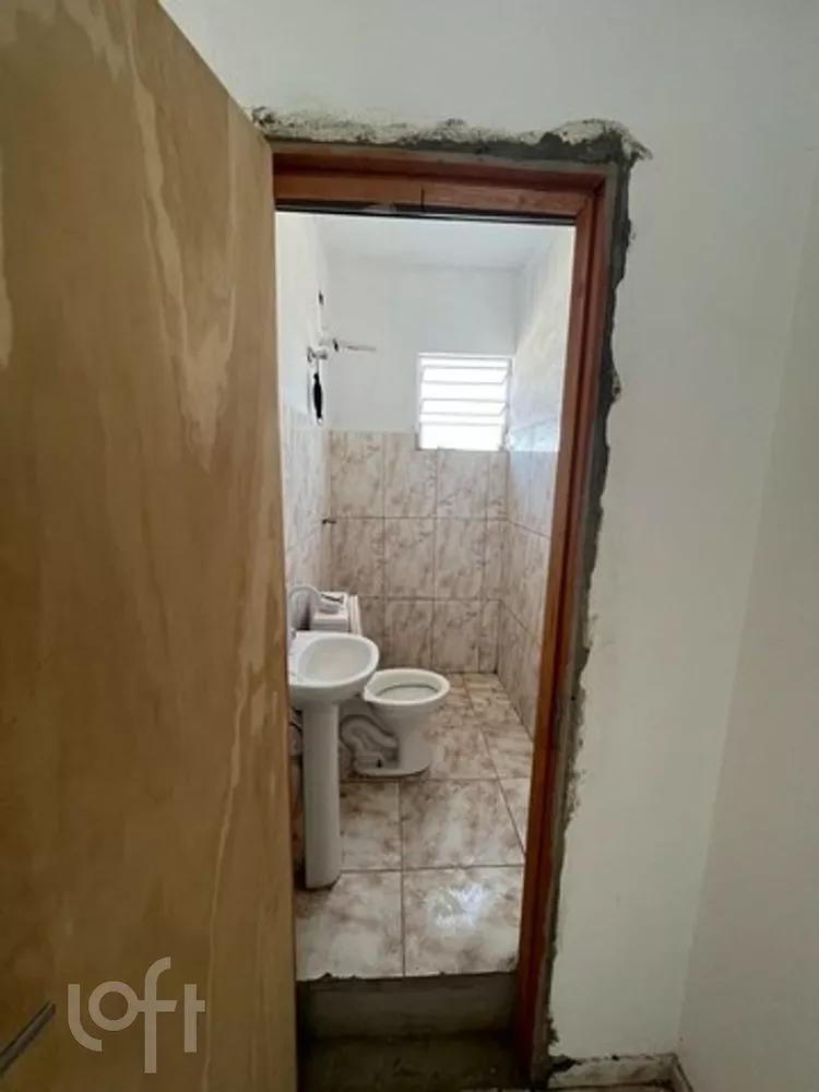 Casa à venda com 5 quartos, 250m² - Foto 2