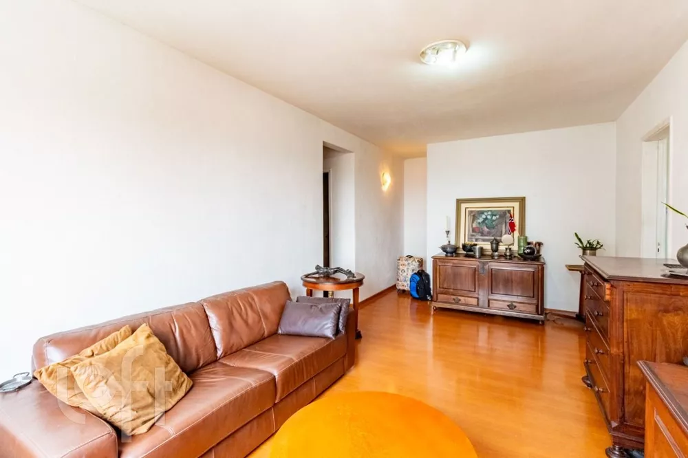 Apartamento à venda com 3 quartos, 98m² - Foto 4