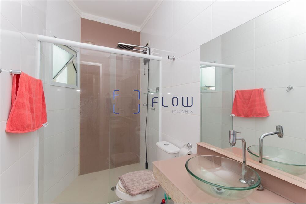 Casa à venda com 3 quartos, 150m² - Foto 2