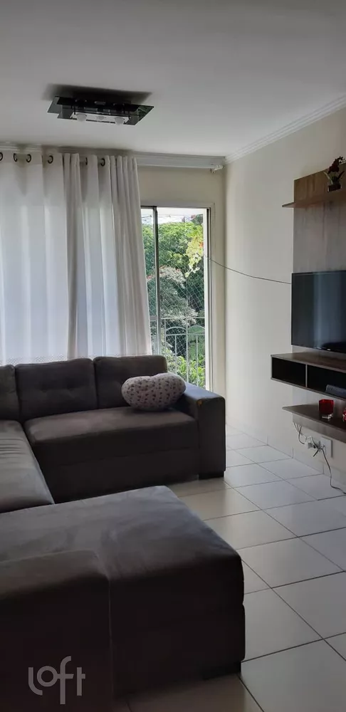 Apartamento à venda com 3 quartos, 79m² - Foto 1